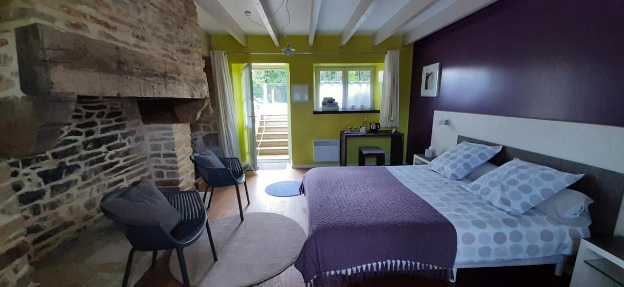 Longere De Nivinen Bed & Breakfast Arzano Bagian luar foto